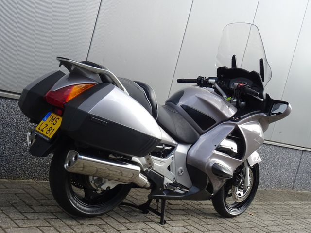 honda - st-1300-pan-european-abs