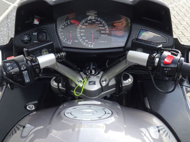 honda - st-1300-pan-european-abs