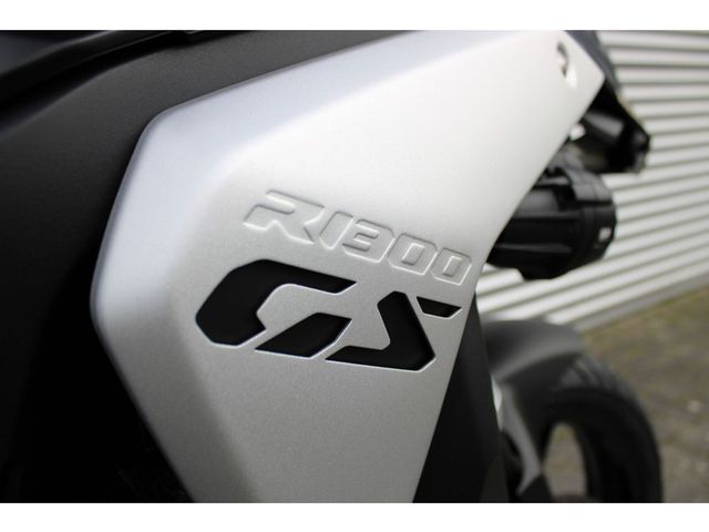 bmw - r-1300-gs