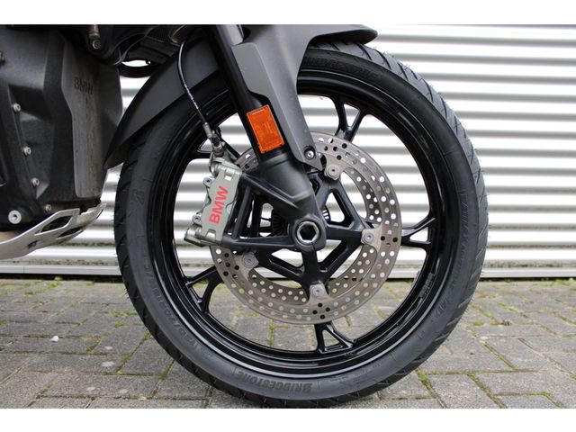 bmw - r-1300-gs