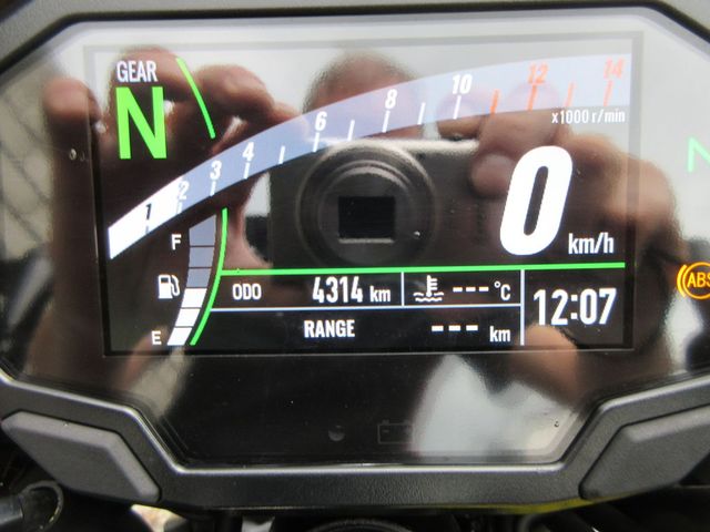 kawasaki - z-500