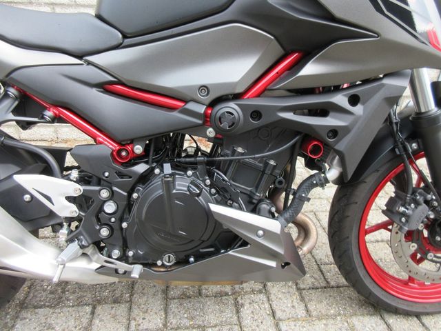 kawasaki - z-500