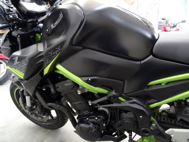 kawasaki - z900-70kw