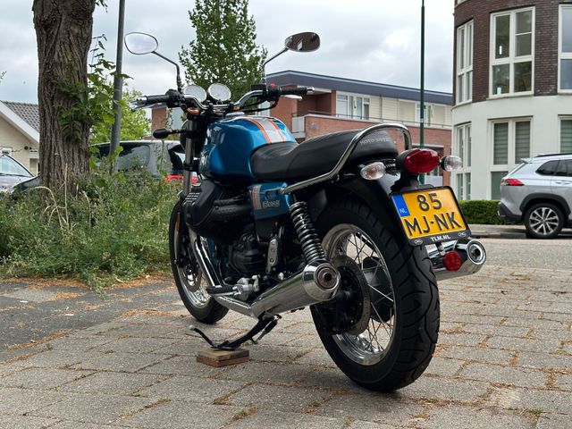 moto-guzzi - v-7-iii-special