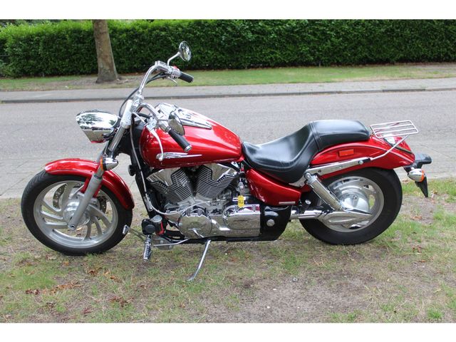 honda - vtx-1300
