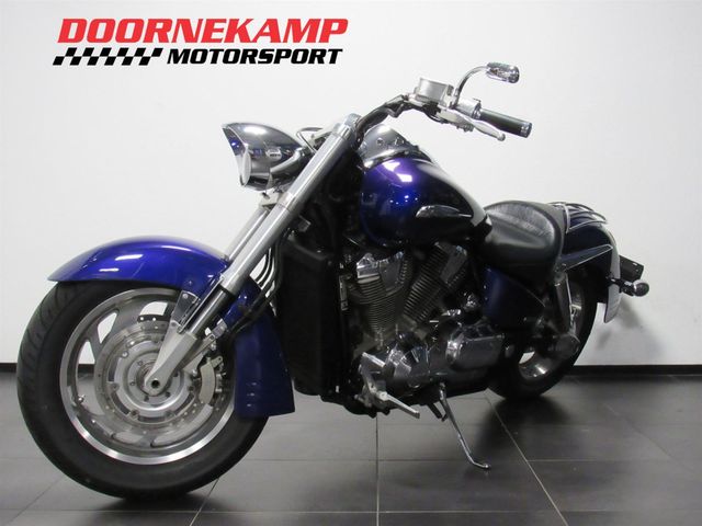 honda - vtx-1800
