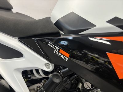 KTM 990 DUKE – foto 3