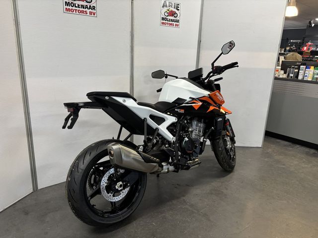 ktm - 990-duke