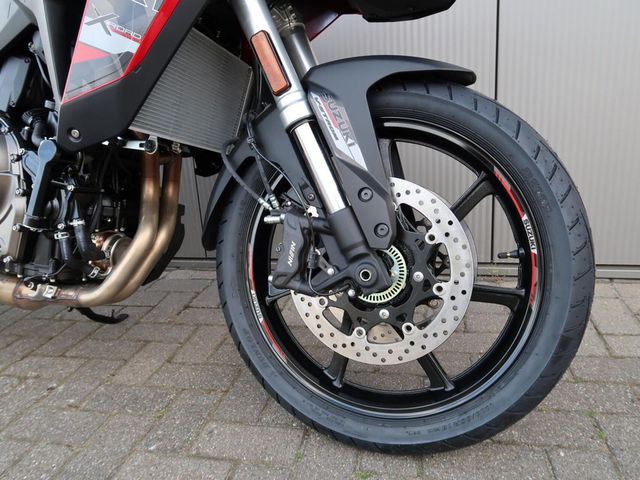 suzuki - v-strom-800