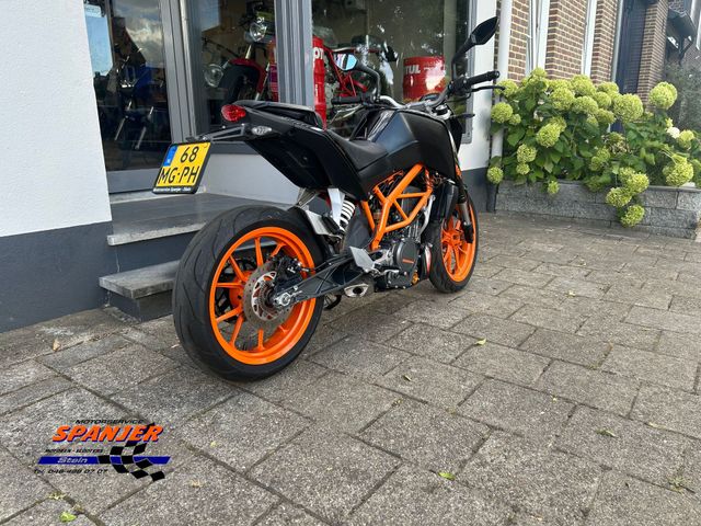 ktm - 390-duke