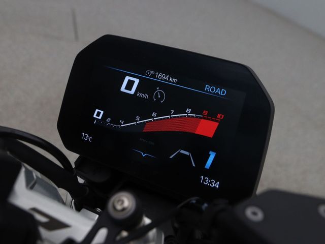 bmw - r-1300-r