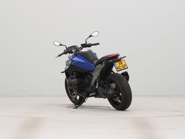bmw - r-1300-r