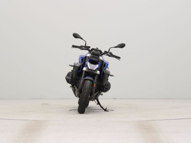 bmw - r-1300-r