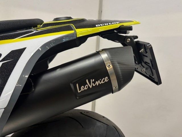 husqvarna - 701-supermoto