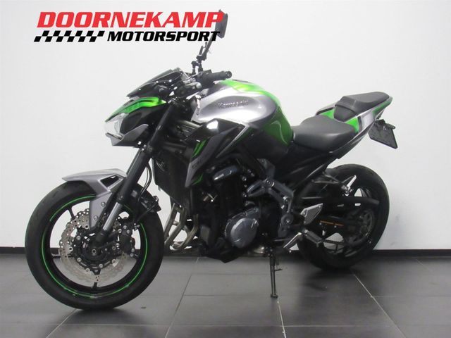 kawasaki - z900
