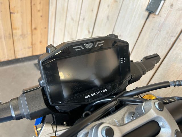 suzuki - gsx-s-1000-abs