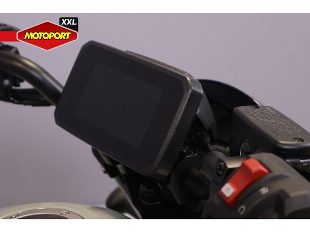 honda - cmx-1100-rebel-dct