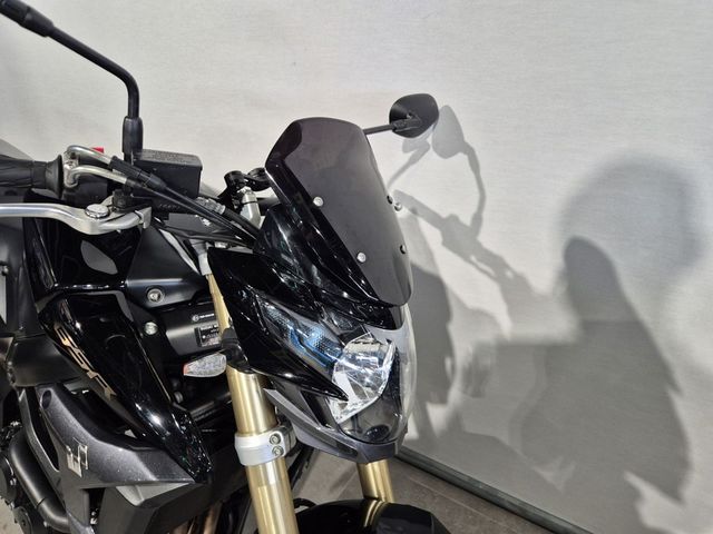 suzuki - gsr-750