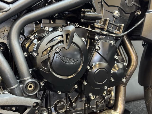 triumph - tiger-800-xc