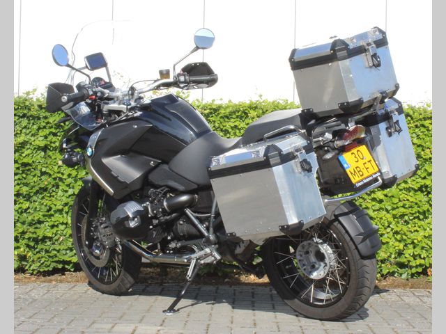 bmw - r-1200-gs-triple-black-edition