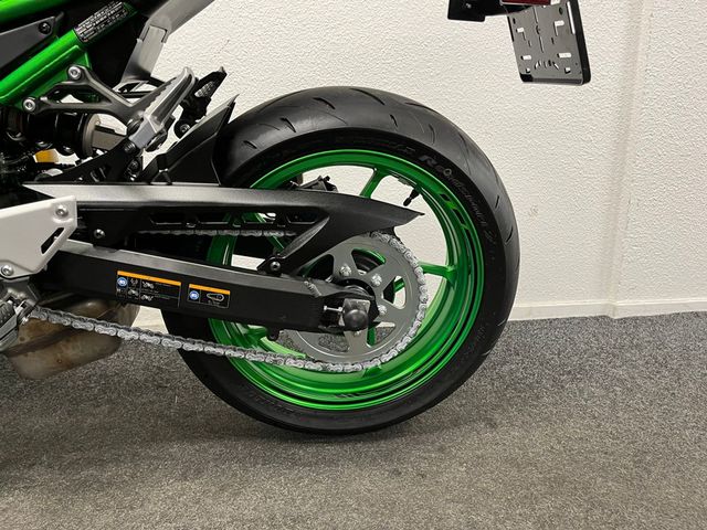 kawasaki - z900