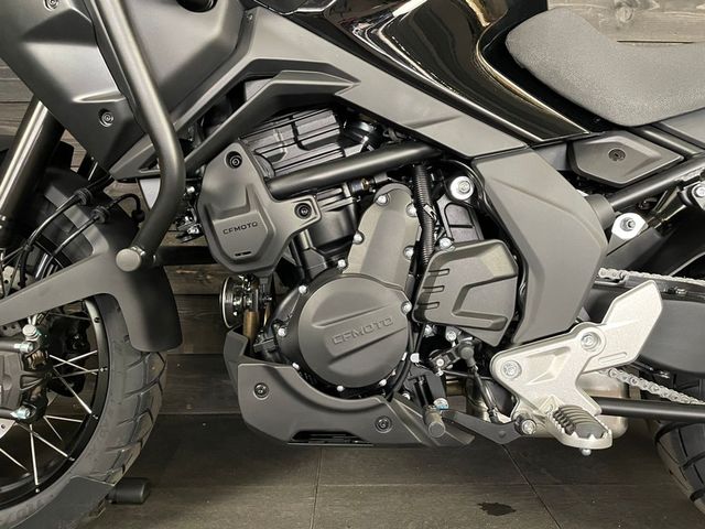 cfmoto - 700-mt-adventure