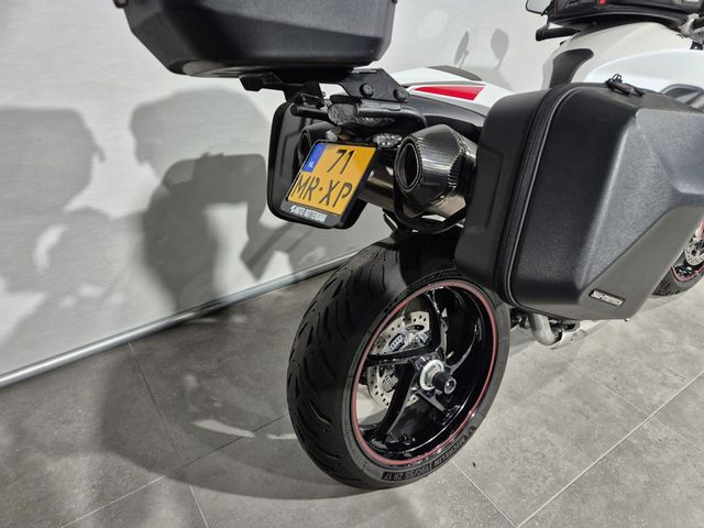 triumph - speed-triple-rs