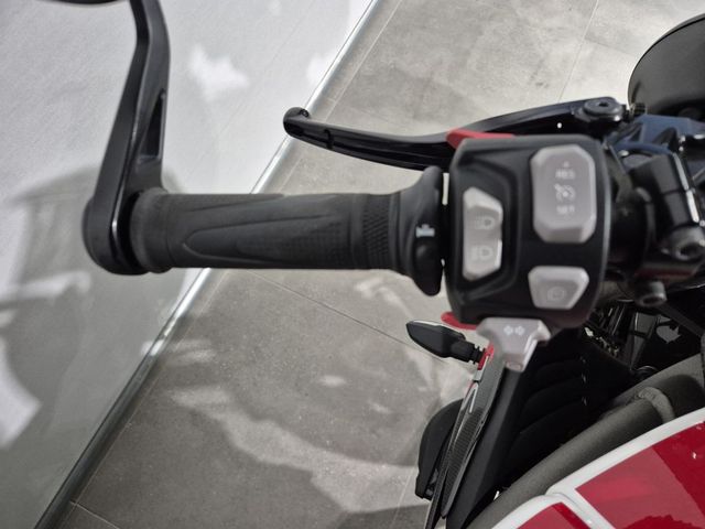 triumph - speed-triple-rs