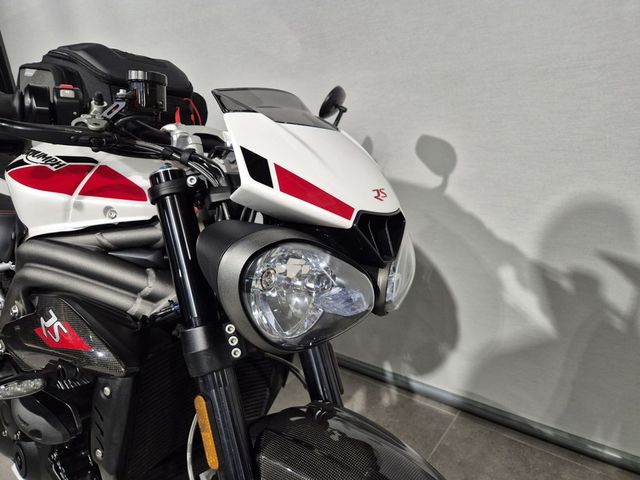 triumph - speed-triple-rs