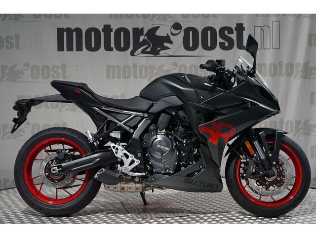 suzuki - gsx-8r