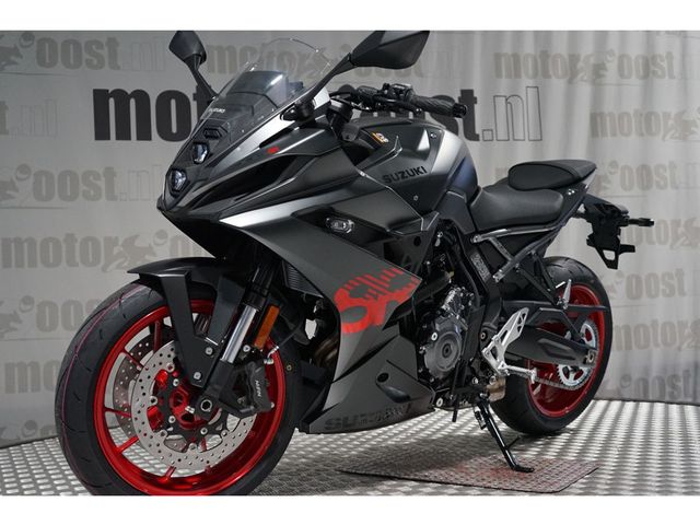 suzuki - gsx-8r