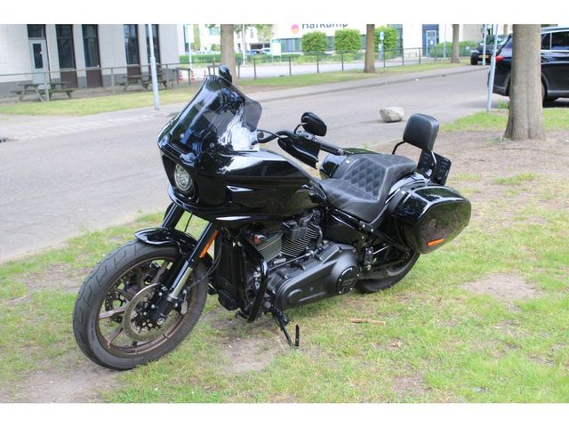 harley-davidson - low-rider-st