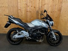 SUZUKI GSR 600 A