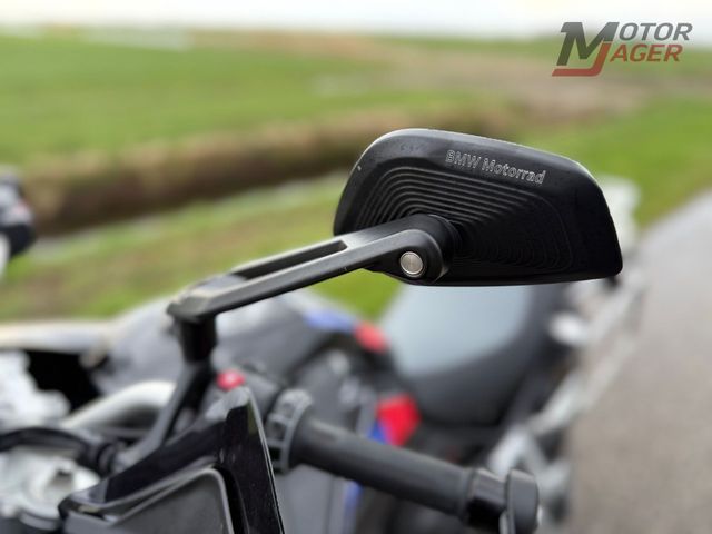 bmw - f-900-gs-adventure