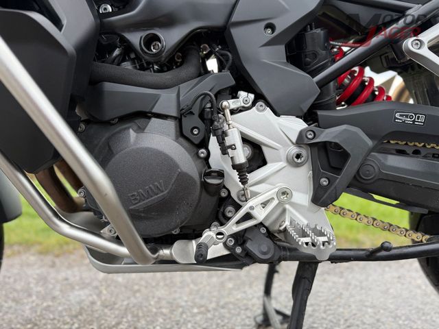 bmw - f-900-gs-adventure