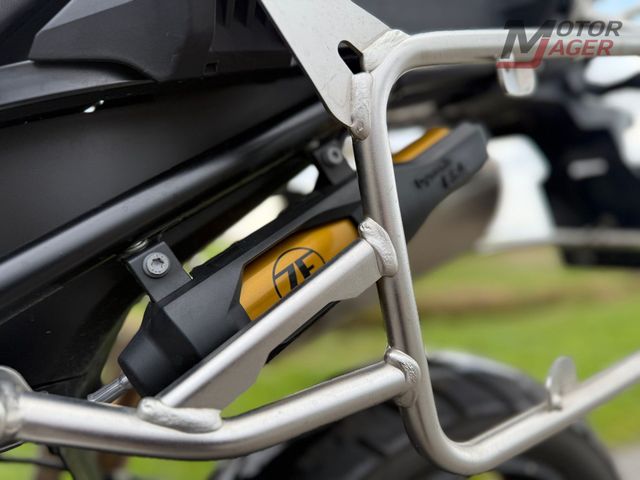 bmw - f-900-gs-adventure