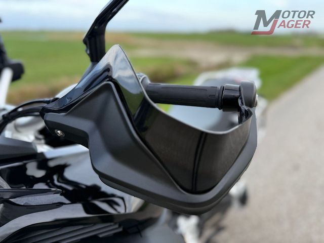 bmw - f-900-gs-adventure