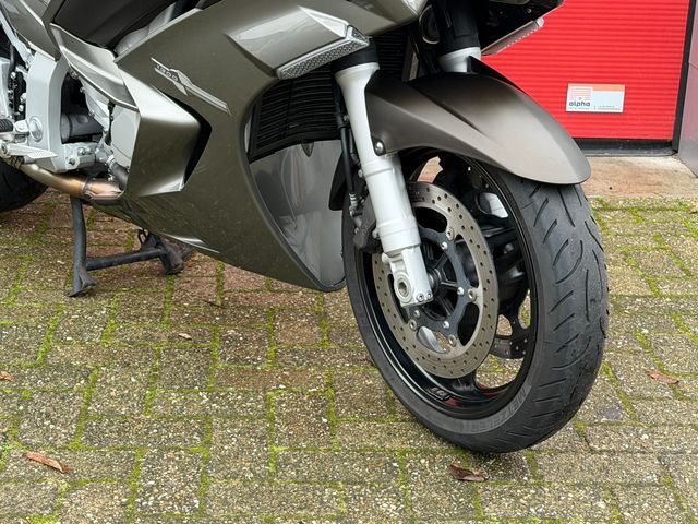 yamaha - fjr-1300