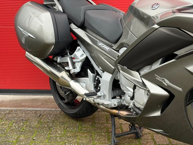 yamaha - fjr-1300