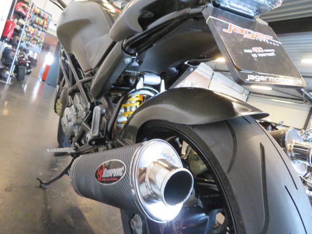 ducati - monster-620-dark