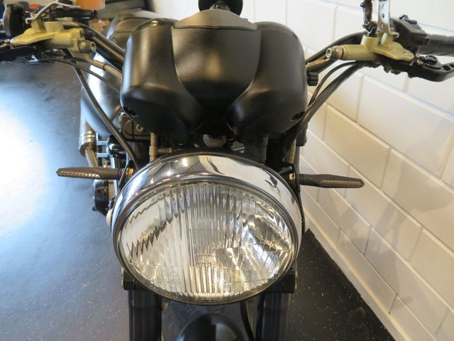 ducati - monster-620-dark