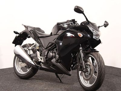 HONDA CBR 250 RR – foto 2