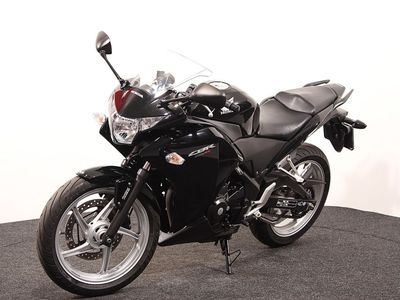 HONDA CBR 250 RR – foto 3