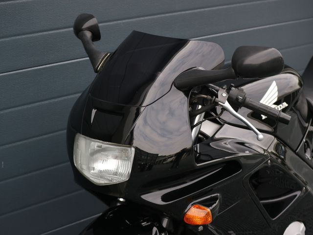 honda - cbr-600-f