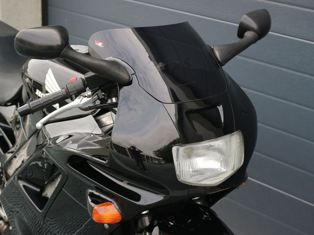 honda - cbr-600-f