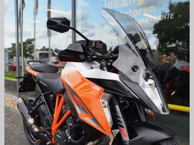 KTM 1290 SUPER DUKE GT – foto 3