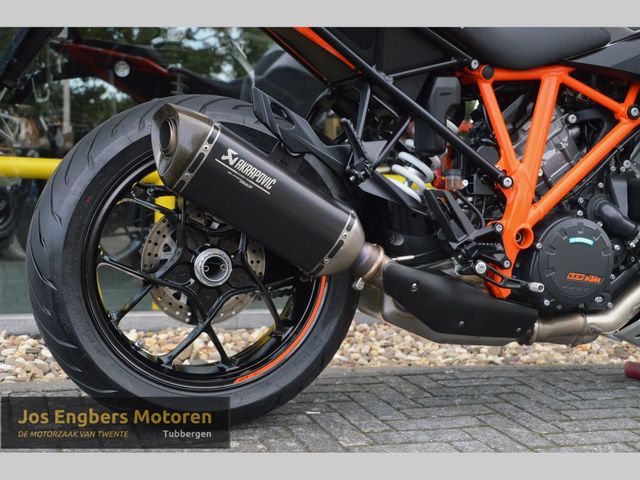 ktm - 1290-super-duke-gt