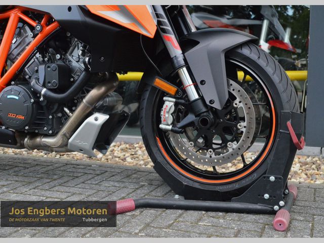 ktm - 1290-super-duke-gt