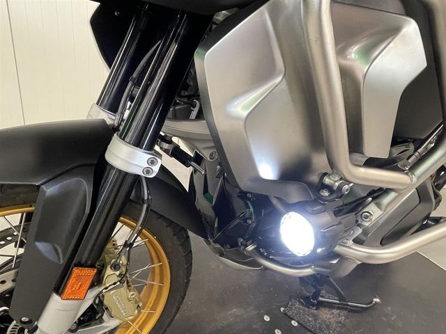 bmw - r-1250-gs-adventure