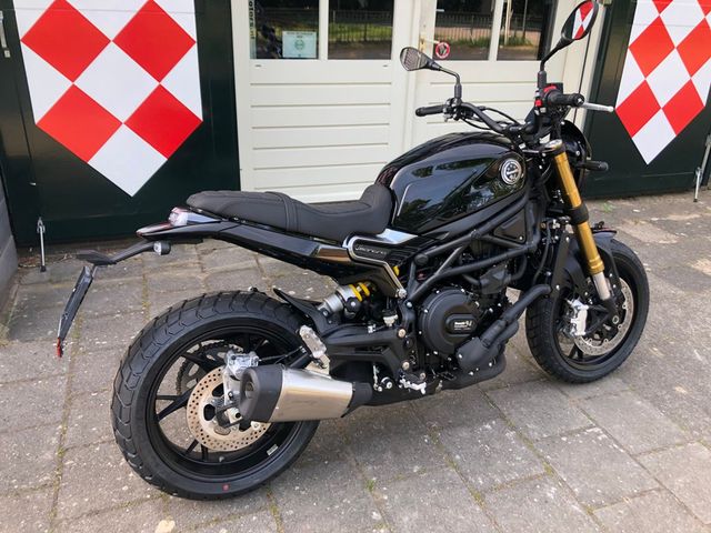 benelli - leoncino-800